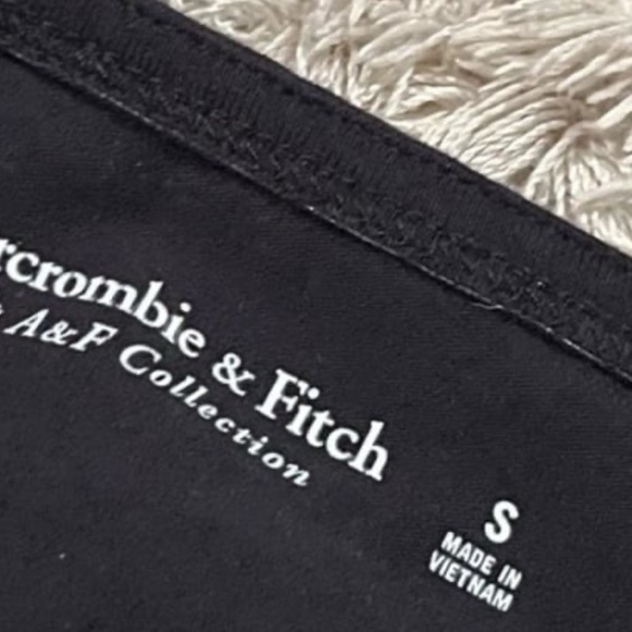 Abercrombie top - Picture 3 of 3